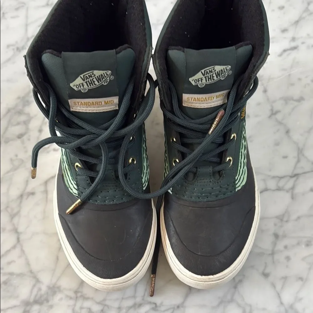 Vans Mens Standard Mid Snow Mte Green Snow Rainboots Size 6